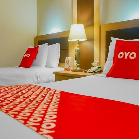 Oyo 3967 Hotel Pantai Wisata Makassar Eksteriør bilde
