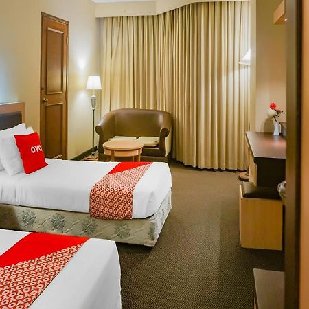 Oyo 3967 Hotel Pantai Wisata Makassar Eksteriør bilde