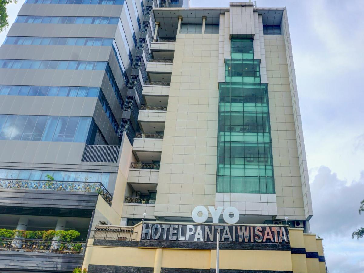Oyo 3967 Hotel Pantai Wisata Makassar Eksteriør bilde