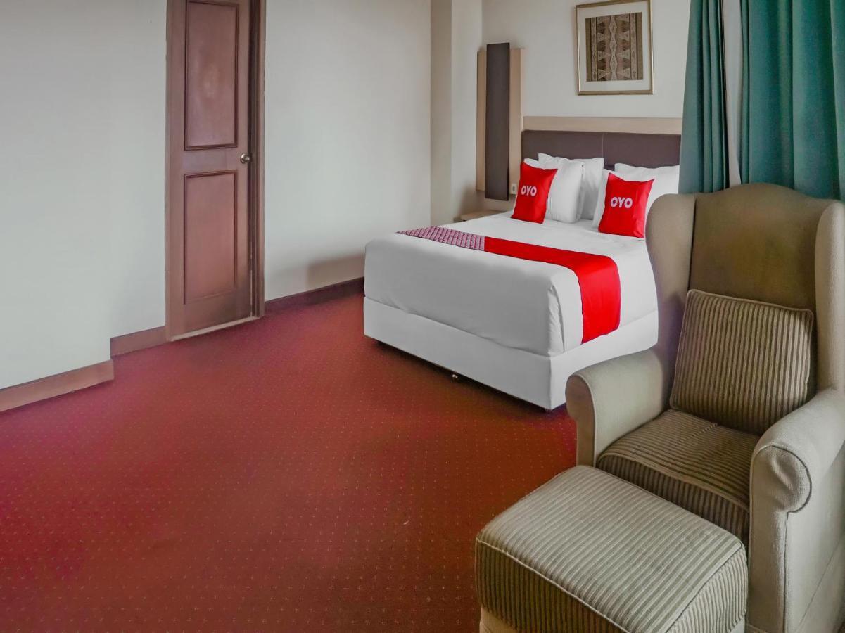 Oyo 3967 Hotel Pantai Wisata Makassar Eksteriør bilde