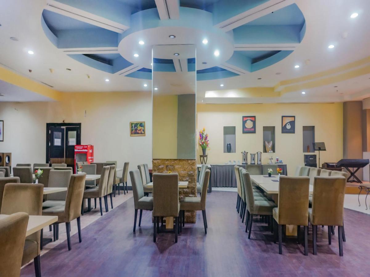 Oyo 3967 Hotel Pantai Wisata Makassar Eksteriør bilde