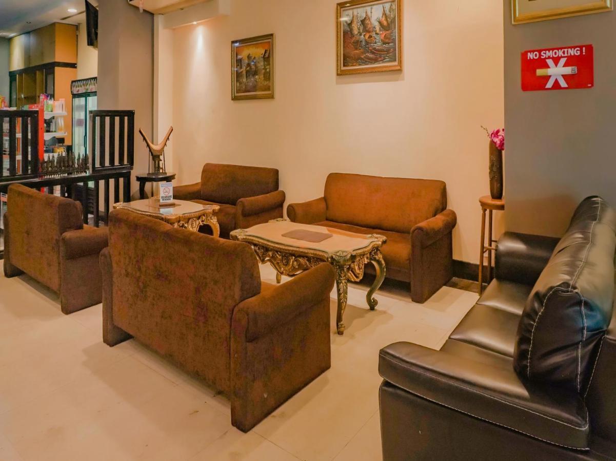 Oyo 3967 Hotel Pantai Wisata Makassar Eksteriør bilde