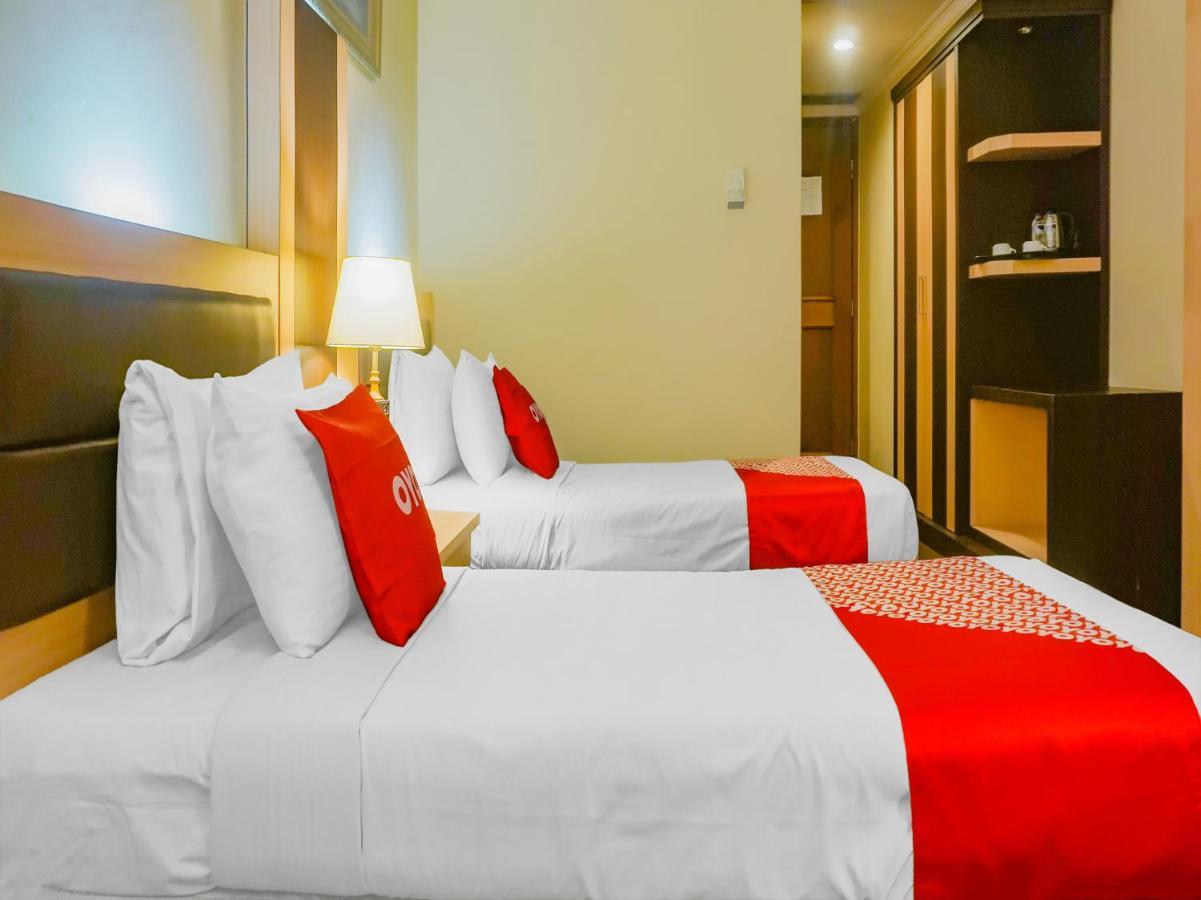 Oyo 3967 Hotel Pantai Wisata Makassar Eksteriør bilde