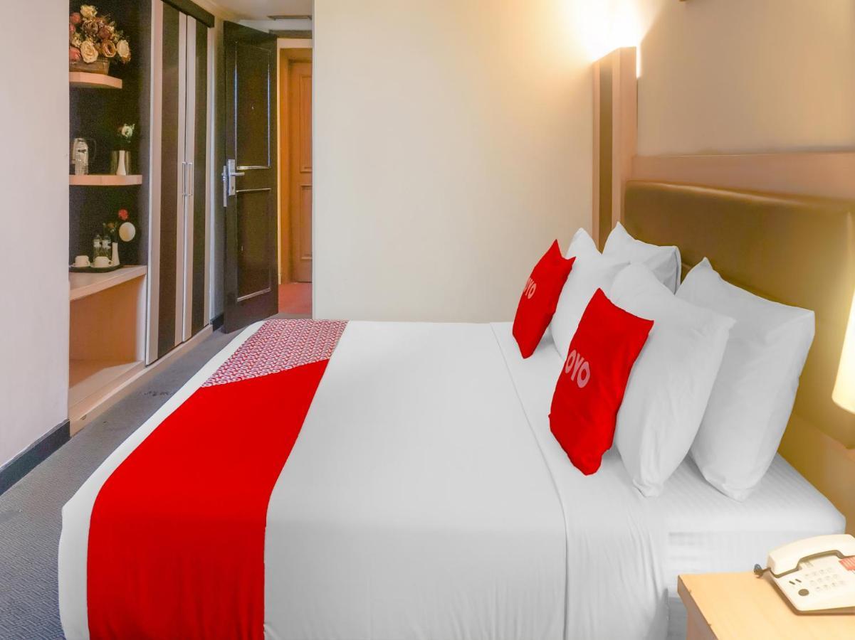 Oyo 3967 Hotel Pantai Wisata Makassar Eksteriør bilde
